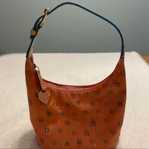 Dooney & Bourke small pink purse
